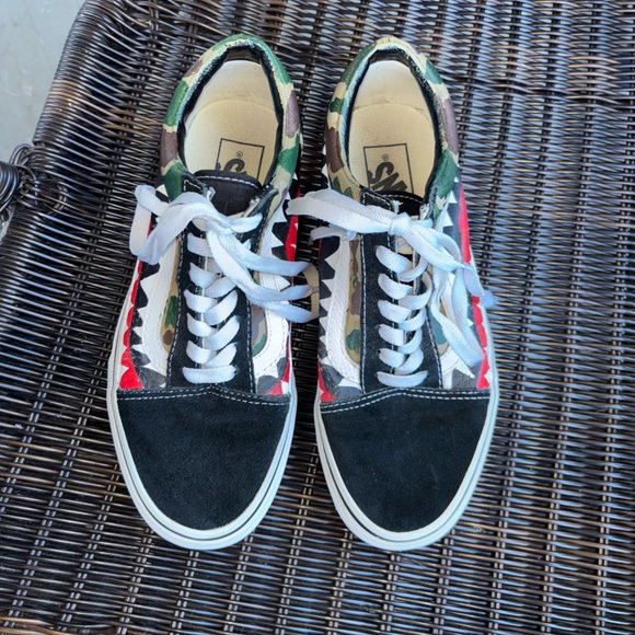 VANS X BAPE Custom Camo Old Skool Shoe/Sneakers 7 men’s or 5.5 women’s - Picture 6 of 9